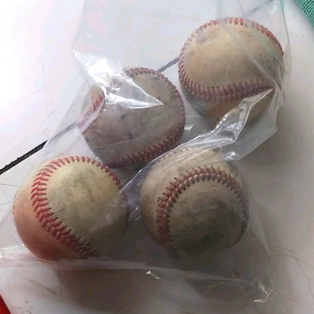 4 home run baseballs